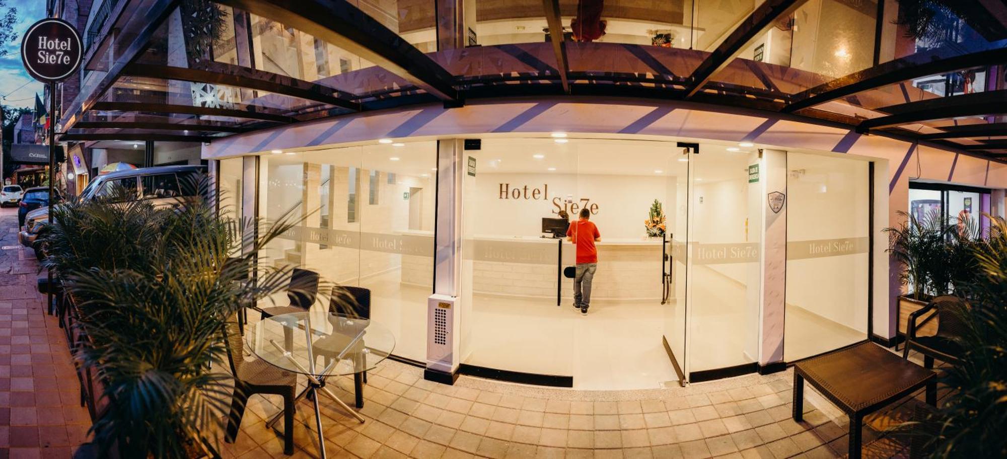 Hotel Sie7E Medellin Bagian luar foto