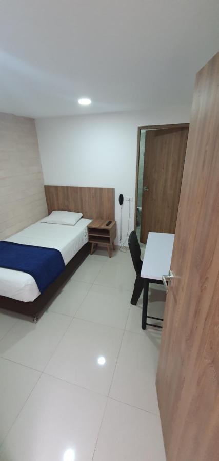 Hotel Sie7E Medellin Bagian luar foto