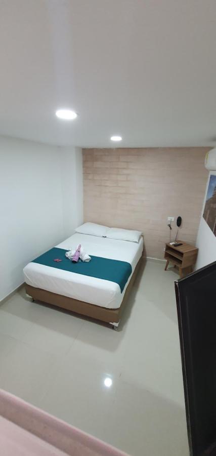 Hotel Sie7E Medellin Bagian luar foto