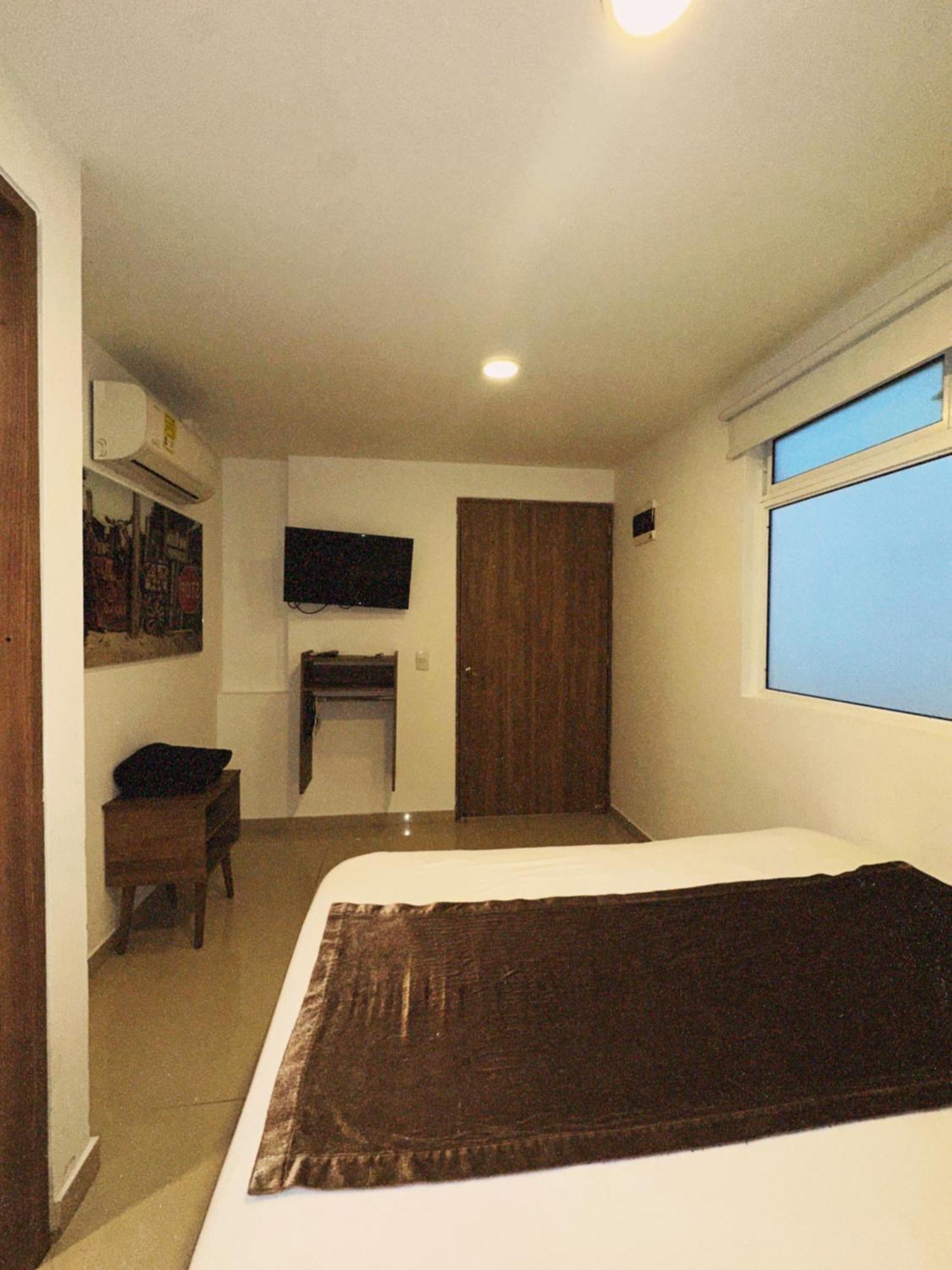 Hotel Sie7E Medellin Bagian luar foto