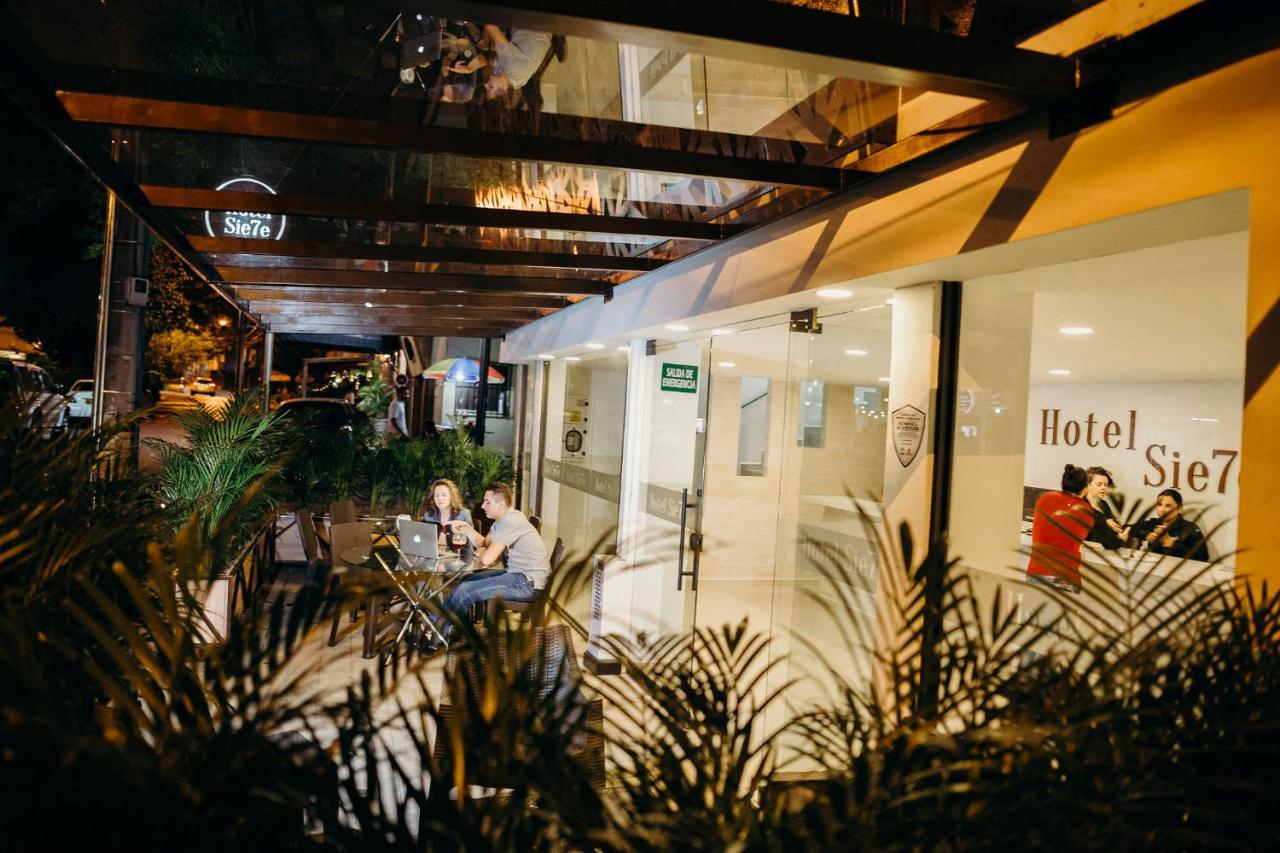 Hotel Sie7E Medellin Bagian luar foto